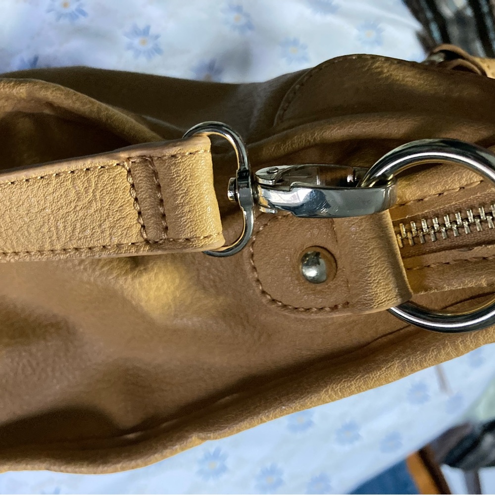 Steven by STEVE MADDEN LEATHER BAG Mustard tone. leather handbag. - Picture 7 of 12